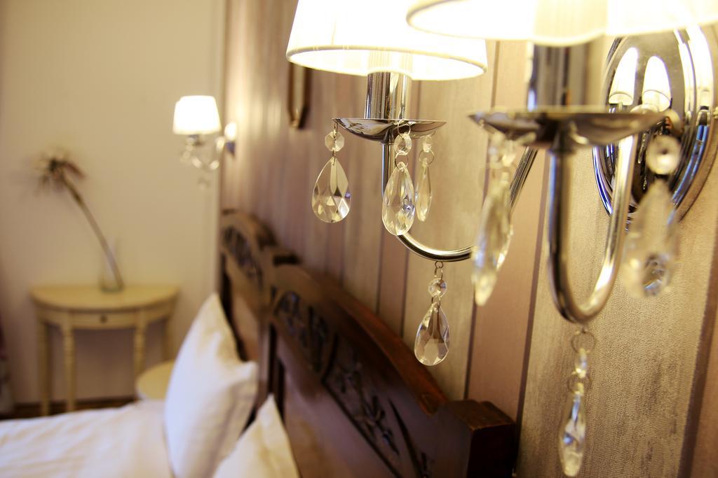 Conacul Bratescu Hotel Bran  Eksteriør billede
