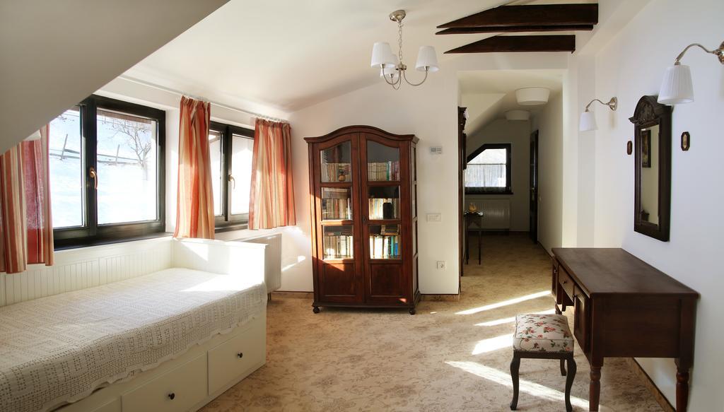Conacul Bratescu Hotel Bran  Værelse billede